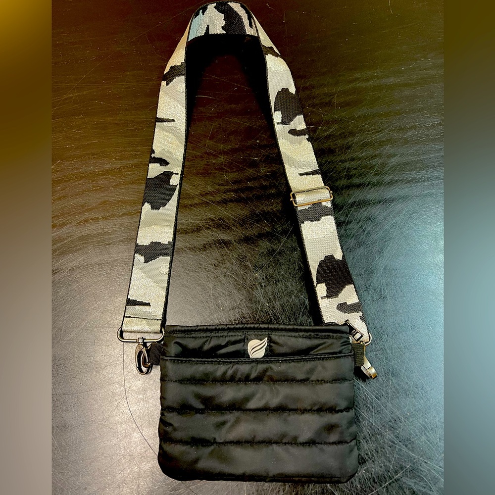Women’s crossbody bag
